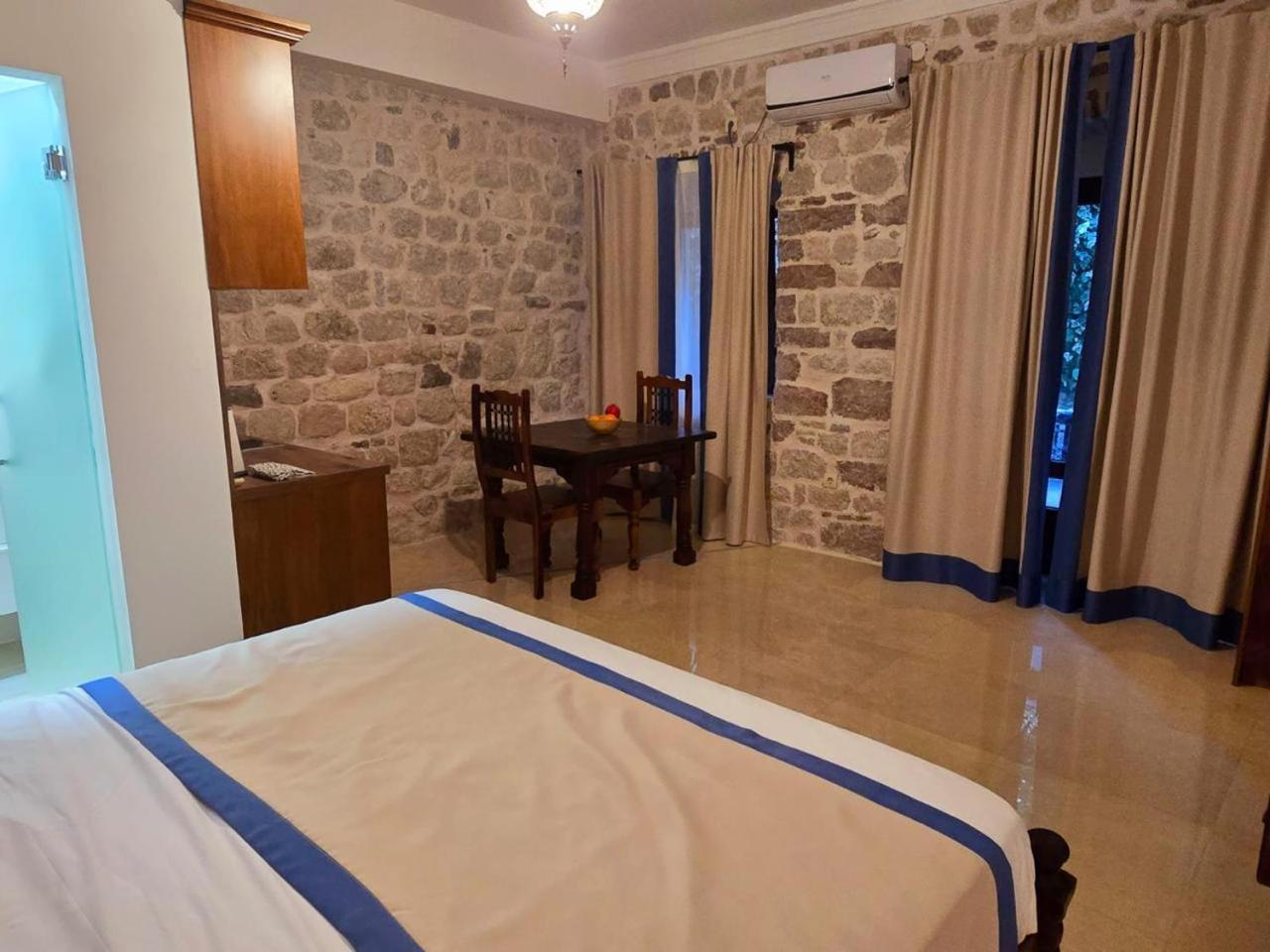 Apartments Kotor Old Town Ngoại thất bức ảnh